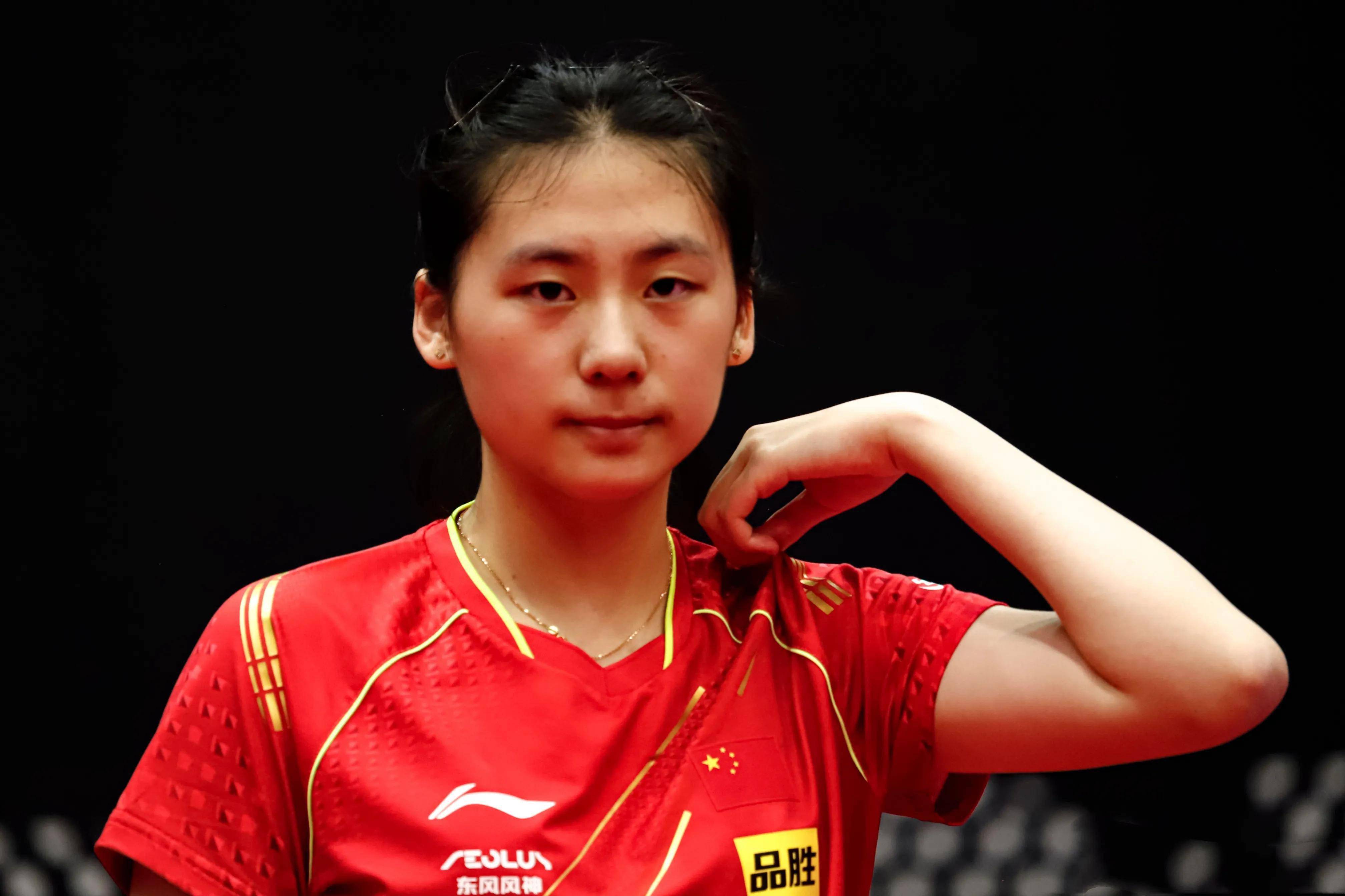 他的缺席将 他的缺席将