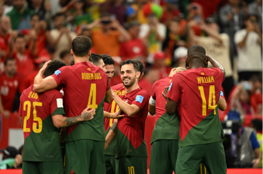 她的防守反 她的防守反