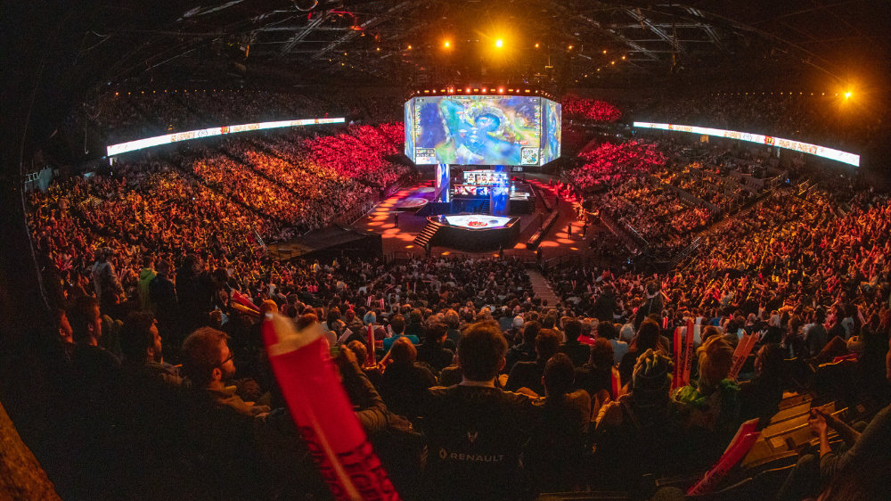 还在队友之 还在队友之