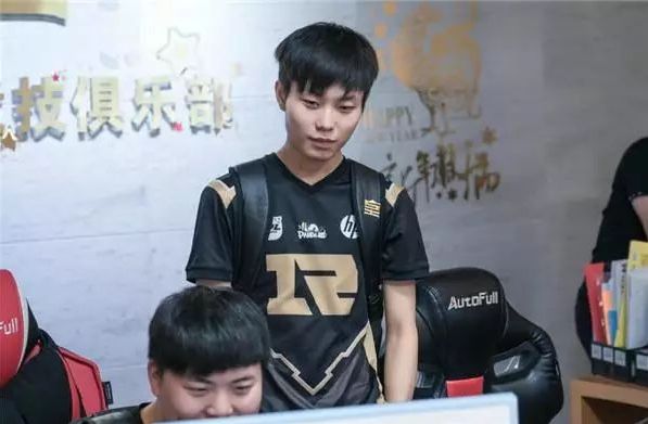 虽然线上会 虽然线上会